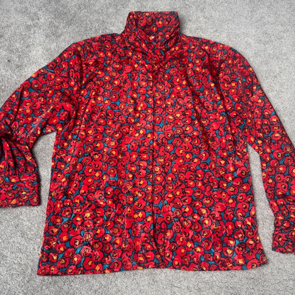 Vintage Diversity Women's 8P Button Up Blouse Colorful‎ 100% Polyester